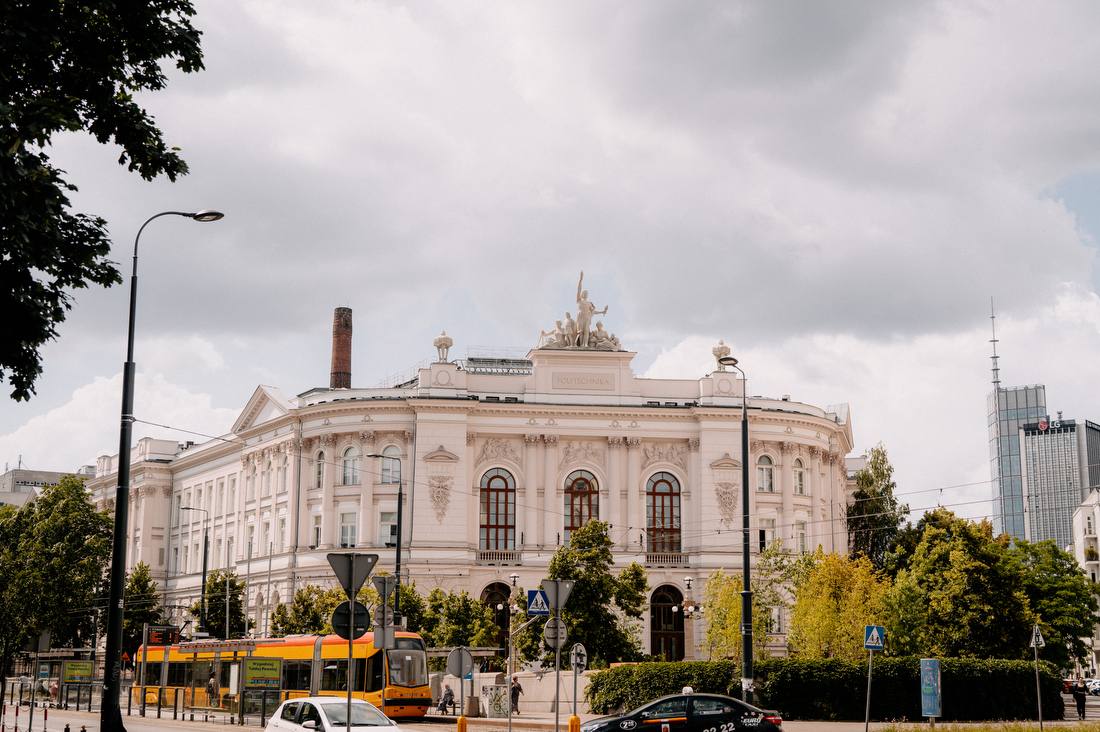 Sesja ślubna w Gmachu Głównym Politechniki Warszawskiej
