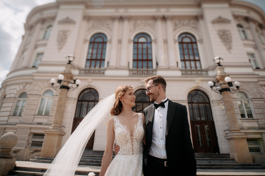Sesja ślubna w Gmachu Głównym Politechniki Warszawskiej
